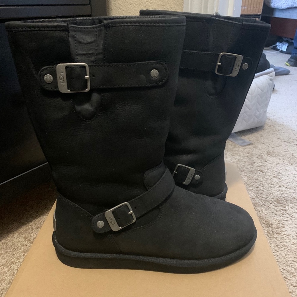 UGG Sutter Boots